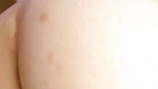 Սպորտային պոռնիկ Միա Նիկոլը նկարահանվում է ռասայական պոռնո տեսանյութում և թենիս խաղալուց հետո աքլորը ծծում է